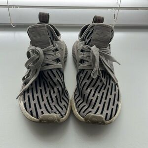 Adidas Yeezy Tennis Shoes, Size 9